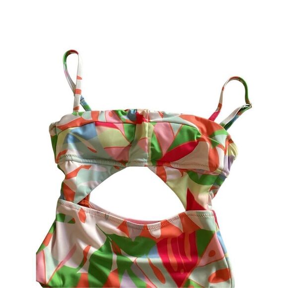 Sanctuary Cutout One-Piece Swimsuit - Picture 5 of 9